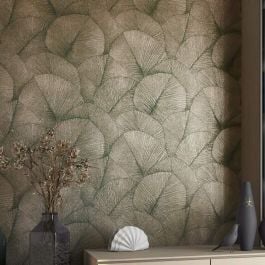 Papier peint motif feuilles japandi vert et or