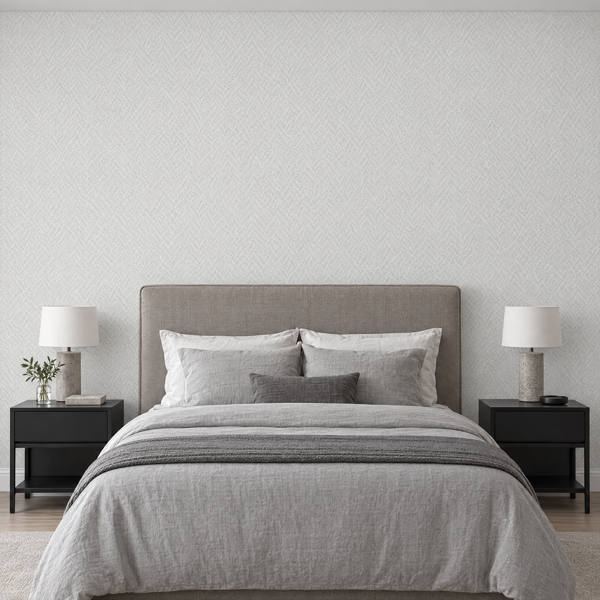 Chambre avec tête de lit taupe et papier peint intissé uni industriel gris très clair Loft Marburg
