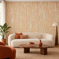 Salon avec papier peint rétro années 70 arches beige pêche et orange